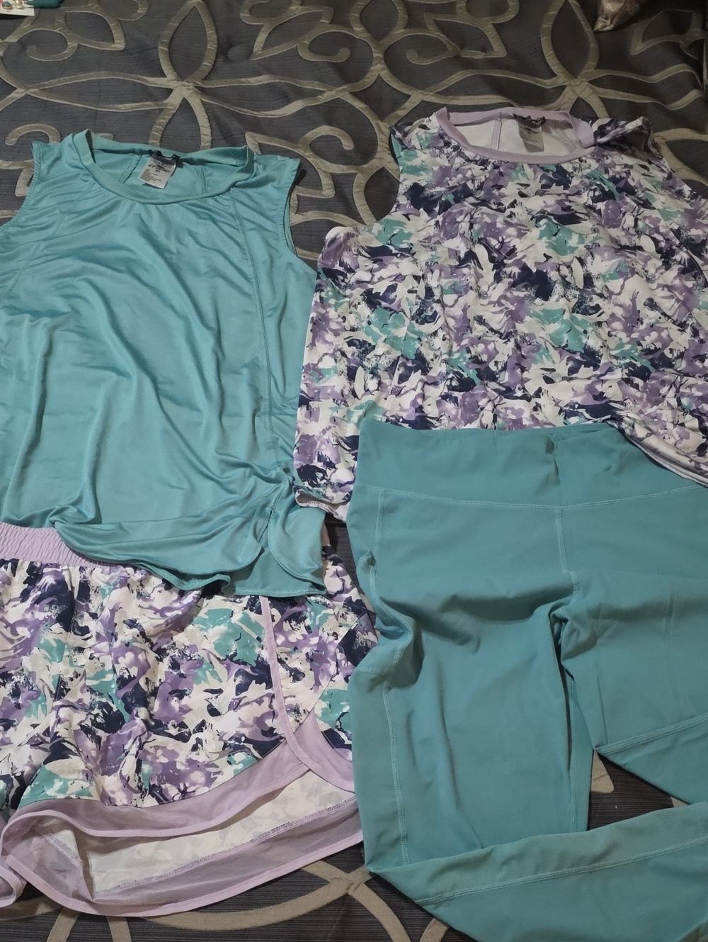 Activewear Women's Aqua & Lavender Print Leggings and Tank Sets